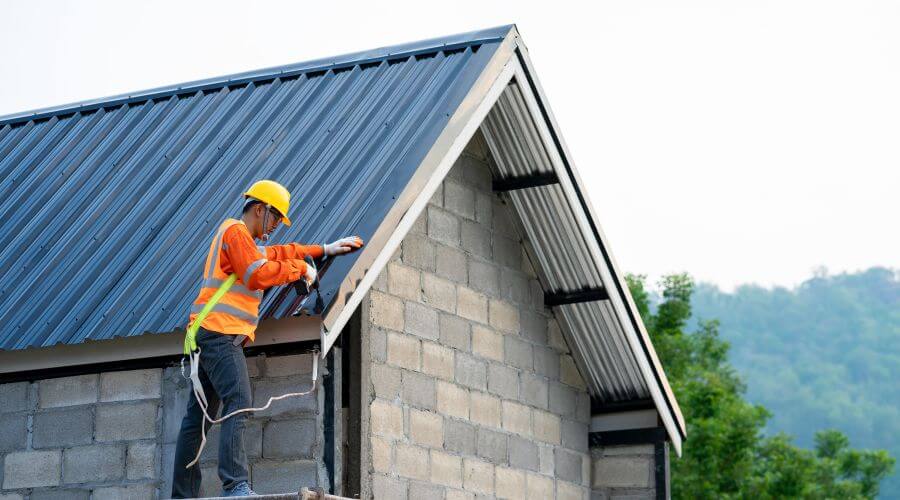Professional residential roofers in Beaverton, MI